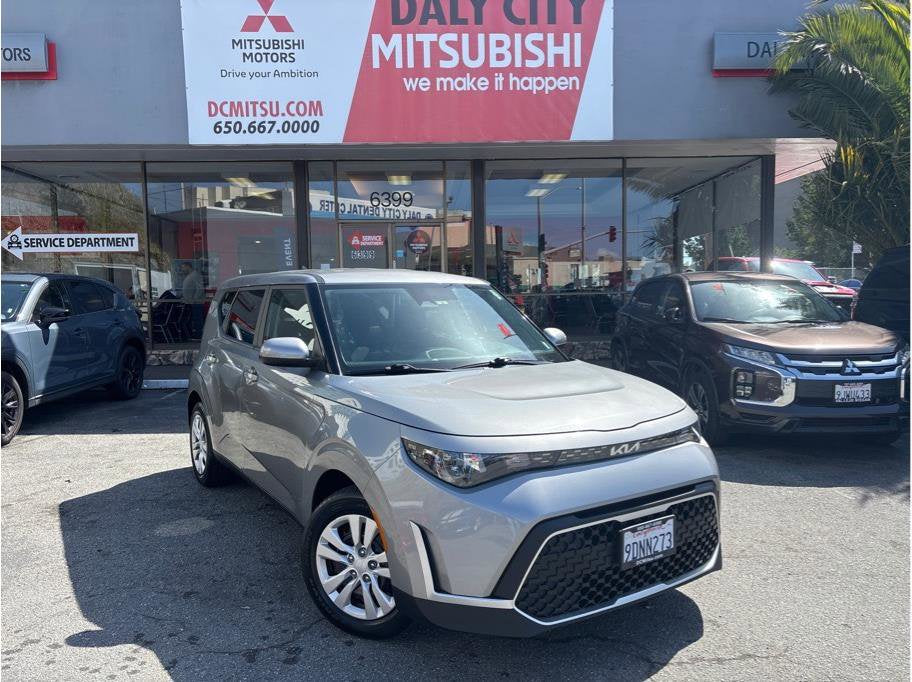 Used 2023 Kia Soul LX